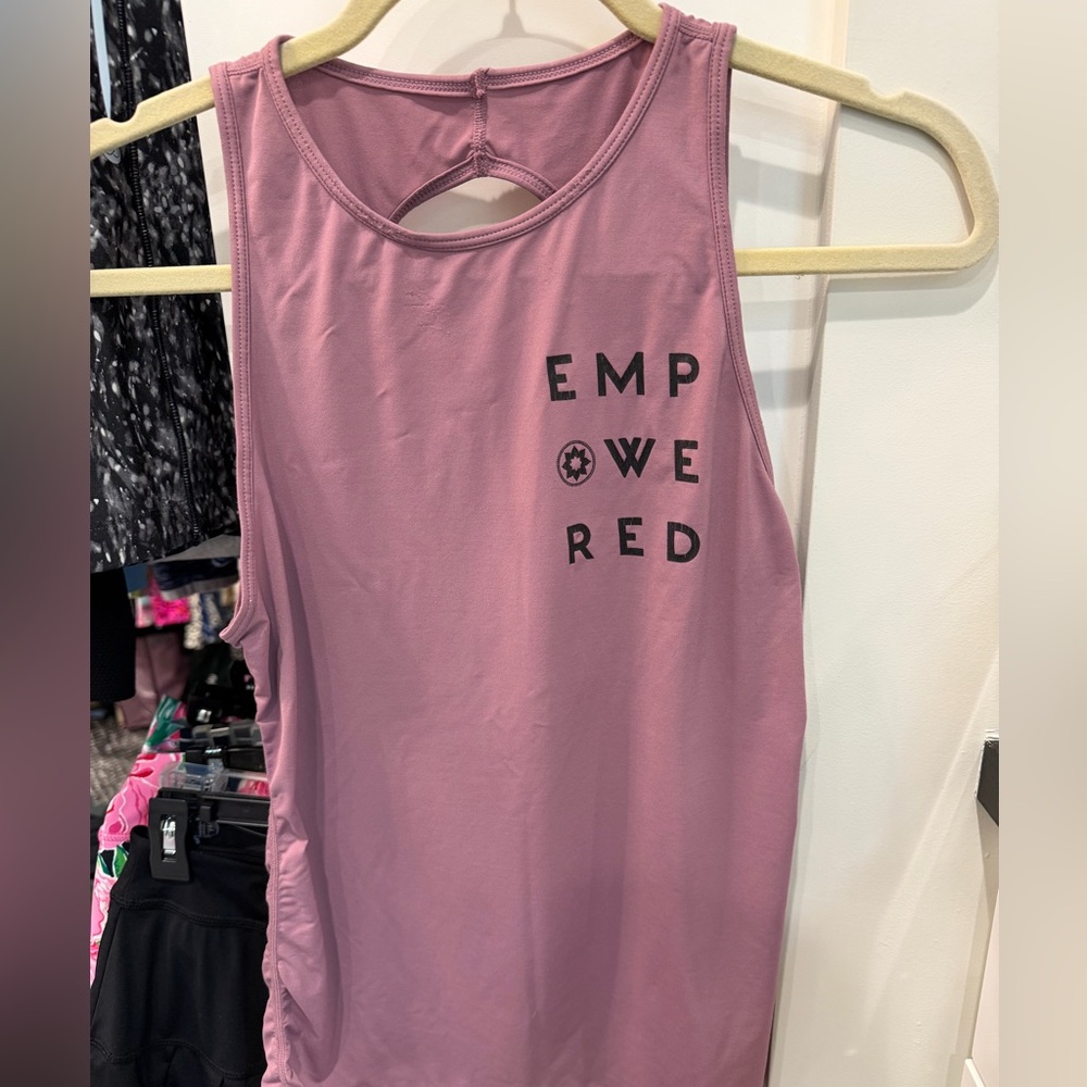 Club Pilates Tank top size small